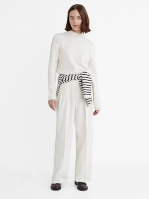 Spodnie materiałowe Stradivarius