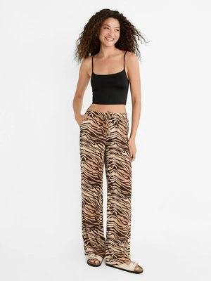 Spodnie materiałowe Stradivarius