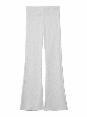 Spodnie materiałowe Stradivarius