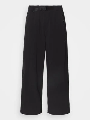 Spodnie materiałowe The North Face