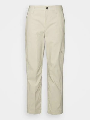 Zdjęcie produktu Spodnie materiałowe The North Face
