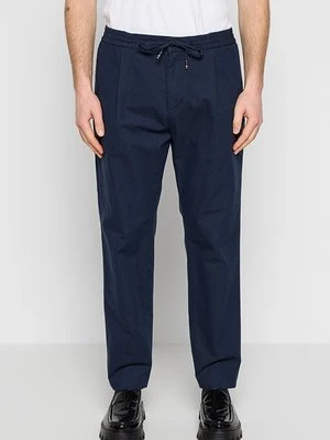 Spodnie materiałowe Tommy Hilfiger