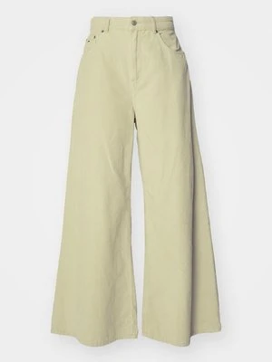 Spodnie materiałowe Tommy Jeans