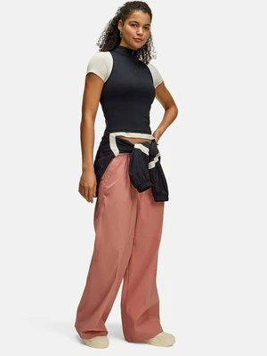 Spodnie materiałowe Under Armour