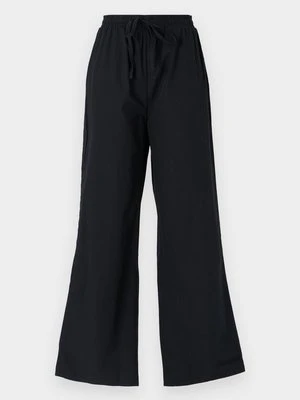 Spodnie materiałowe Vero Moda