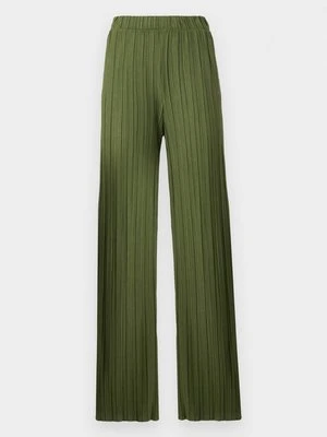 Spodnie materiałowe Vero Moda