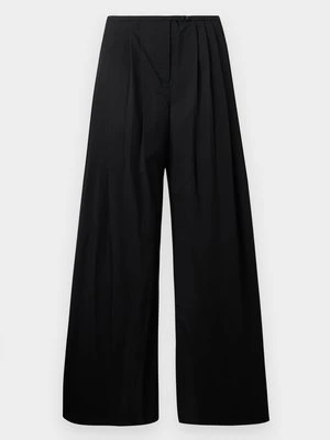 Spodnie materiałowe Vero Moda