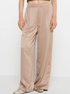 Spodnie materiałowe Vero Moda