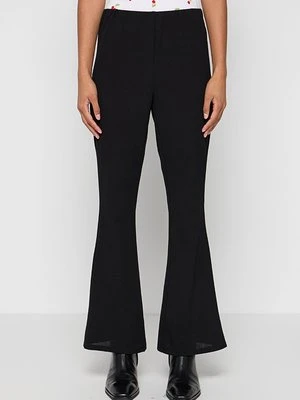 Spodnie materiałowe Vero Moda