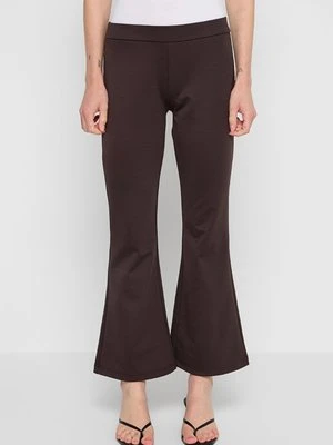 Spodnie materiałowe Vero Moda Petite