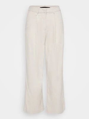 Spodnie materiałowe Vero Moda Petite