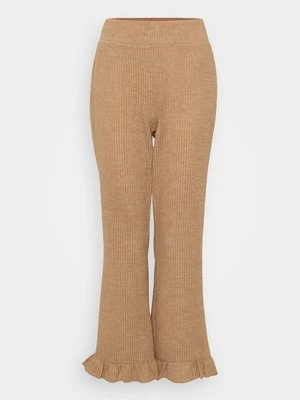 Spodnie materiałowe Vero Moda Petite