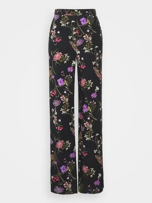 Spodnie materiałowe Vero Moda Tall