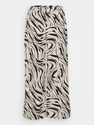 Spodnie materiałowe Vero Moda Tall