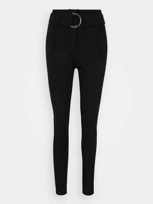 Spodnie materiałowe Vero Moda Tall