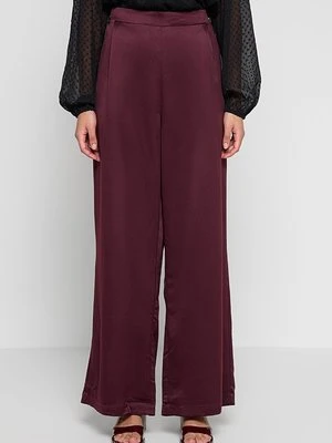 Spodnie materiałowe Vero Moda Tall