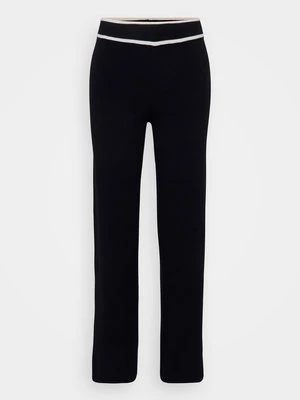 Spodnie materiałowe Vero Moda czarny