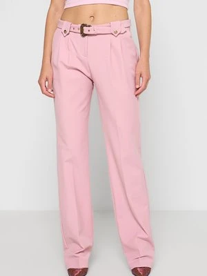 Spodnie materiałowe Versace Jeans Couture jasnoróżowy