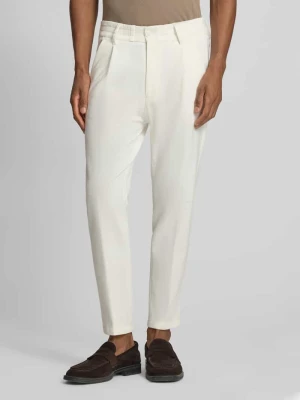 Spodnie materiałowe w kroju slim fit z zakładkami w pasie model 'Chasy' drykorn