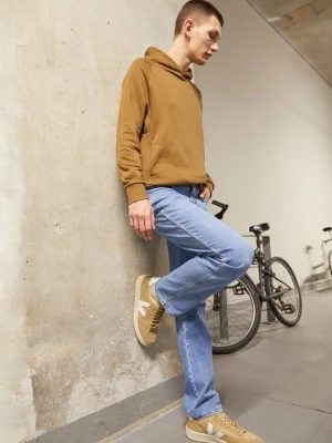 Spodnie materiałowe Wrangler jasnoniebieski denim
