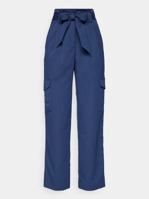 Spodnie materiałowe YAS