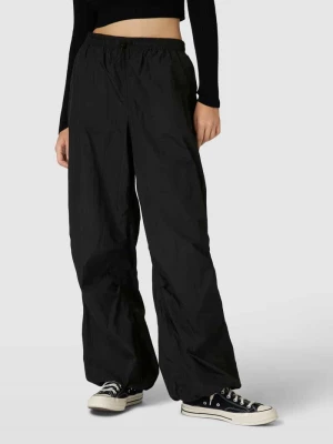 Spodnie materiałowe z elastycznym pasem model ‘JOAN’ Only