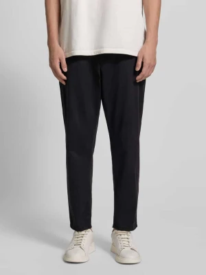 Spodnie materiałowe z kieszeniami z tyłu casual friday