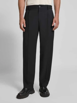 Spodnie materiałowe z prostą nogawką i zakładkami w pasie model ‘FELL’ ANNARR