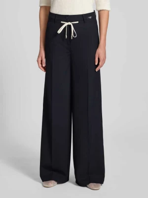 Spodnie materiałowe z prostą nogawką w kant model ‘ADRIENNE’ CAMBIO