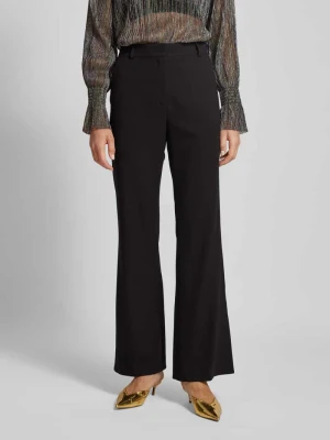 Spodnie materiałowe z rozszerzaną nogawką i lamowanymi kieszeniami — Constantly K x P&C*