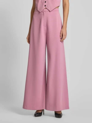 Spodnie materiałowe z szeroką nogawką i krytym zapięciem Swing