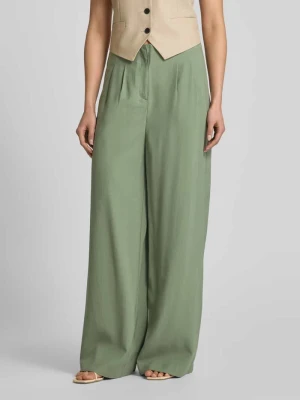 Spodnie materiałowe z szeroką nogawką i zakładkami w pasie model ‘DALANO’ b.Young