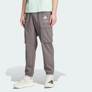 SPODNIE MERCEDES - AMG PETRONAS FORMULA ONE TEAM PREMIUM WOVEN Adidas