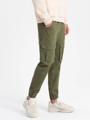 Spodnie męskie JOGGERY z kieszeniami cargo - oliwkowe V18 - Rozmiar: L Ombre Clothing