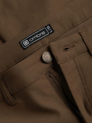 Spodnie męskie materiałowe REGULAR z kieszeniami cargo - oliwkowe V2 Ombre Clothing