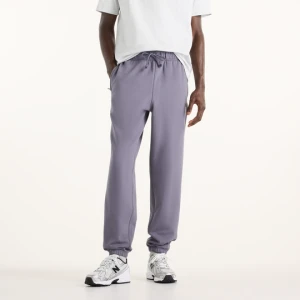 Spodnie męskie New Balance MP41508AA9 – fioletowe