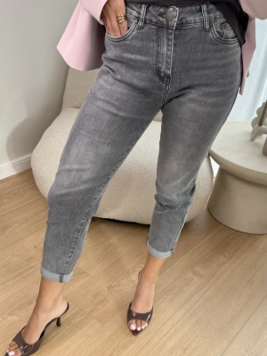 Spodnie Mom Fit Szare ClothStore