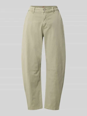 Spodnie o kroju barrel fit z kieszeniami wpuszczanymi Buena Vista