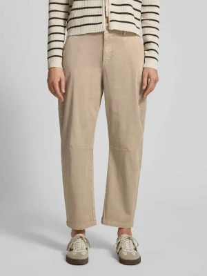 Spodnie o kroju barrel fit z kieszeniami wpuszczanymi Buena Vista