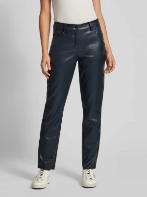 Spodnie o kroju regular fit z imitacji skóry HERZENS