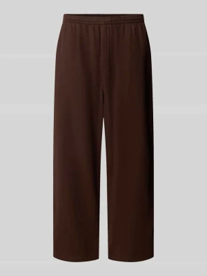 Spodnie o kroju relaxed fit z elastycznym pasem model 'GAOZ' American Vintage Czekoladowy