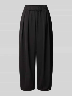 Spodnie o kroju relaxed fit z zakładkami w pasie model 'Nuello Miley' MOS MOSH Czarny