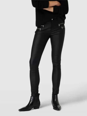 Spodnie o kroju slim fit z imitacji skóry model ‘SEVEN’ Vero Moda
