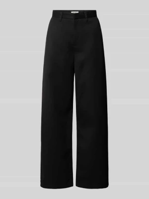 Spodnie o kroju straight fit z zamkiem błyskawicznym model 'Omak' Carhartt WIP Czarny
