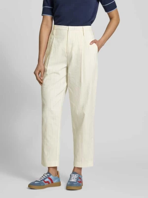 Spodnie o kroju tapered fit z zakładkami w pasie i wpuszczanymi kieszeniami model ‘Columbia’ Daydream