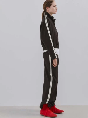 Spodnie o prostym kroju z kontrastowym lampasem brązowy - Kobieta - - MANGO