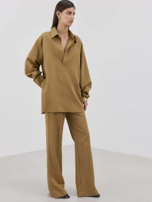 Spodnie o prostym kroju ze średnim stanem khaki - Kobieta - - MANGO