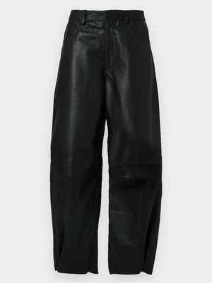 Spodnie skórzane AllSaints