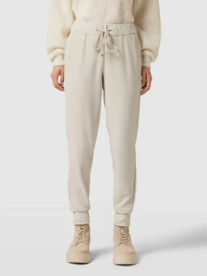 Spodnie sportowe krótkie z elastycznym pasem model ‘CARY’ Gardeur