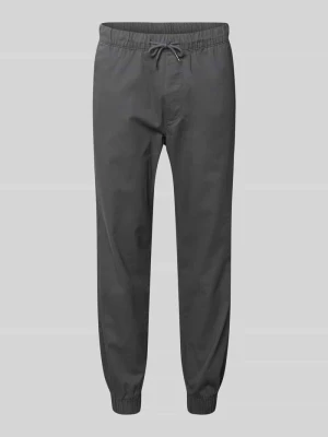 Spodnie sportowe o kroju regular fit z elastycznym pasem model ‘GORDON’ jack & jones